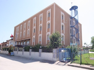 Binam�z