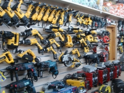Tun� Ticaret